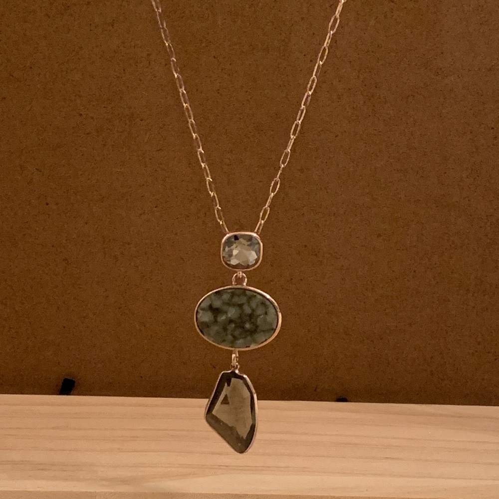 Banana Republic Pendant Necklace